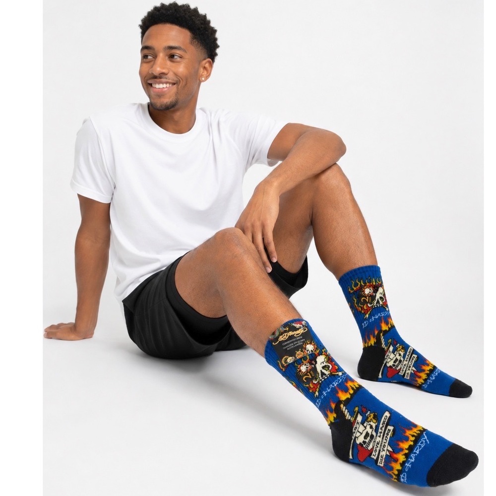 Ed Hardy 2 Pk Cushioned Crew Socks Blue Black Skull Love Kills Slowly NEW 111-09